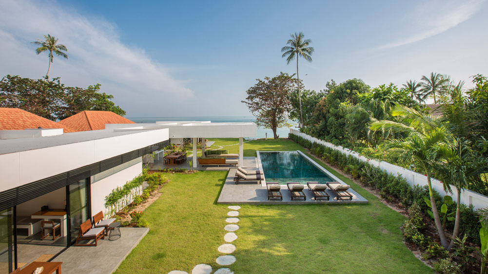 Villa Thansamaay - Luxurious beachfront getaway